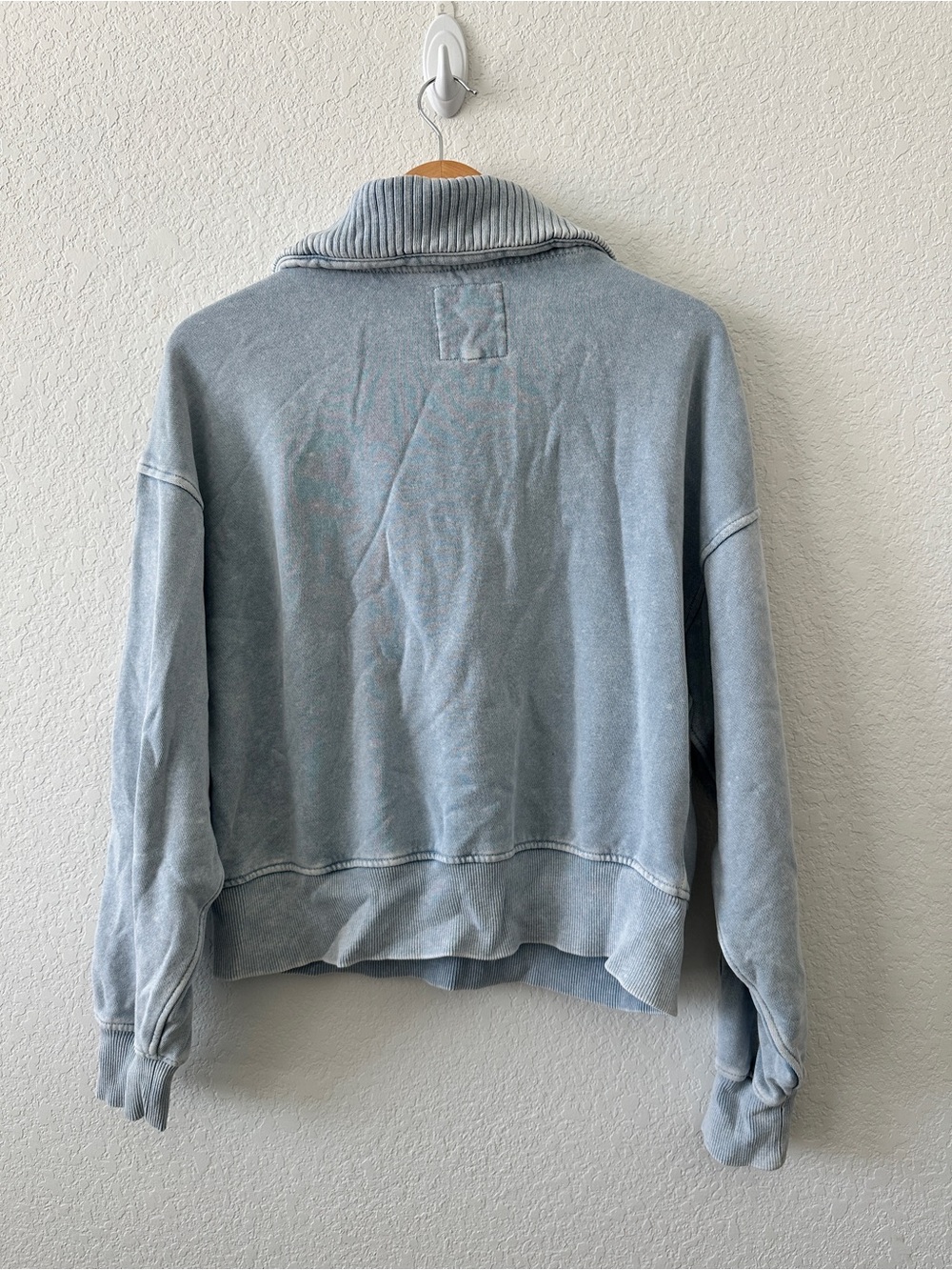 Aerie Size Medium Blue Oversized Button Collar Sweater - Picture 7 of 9